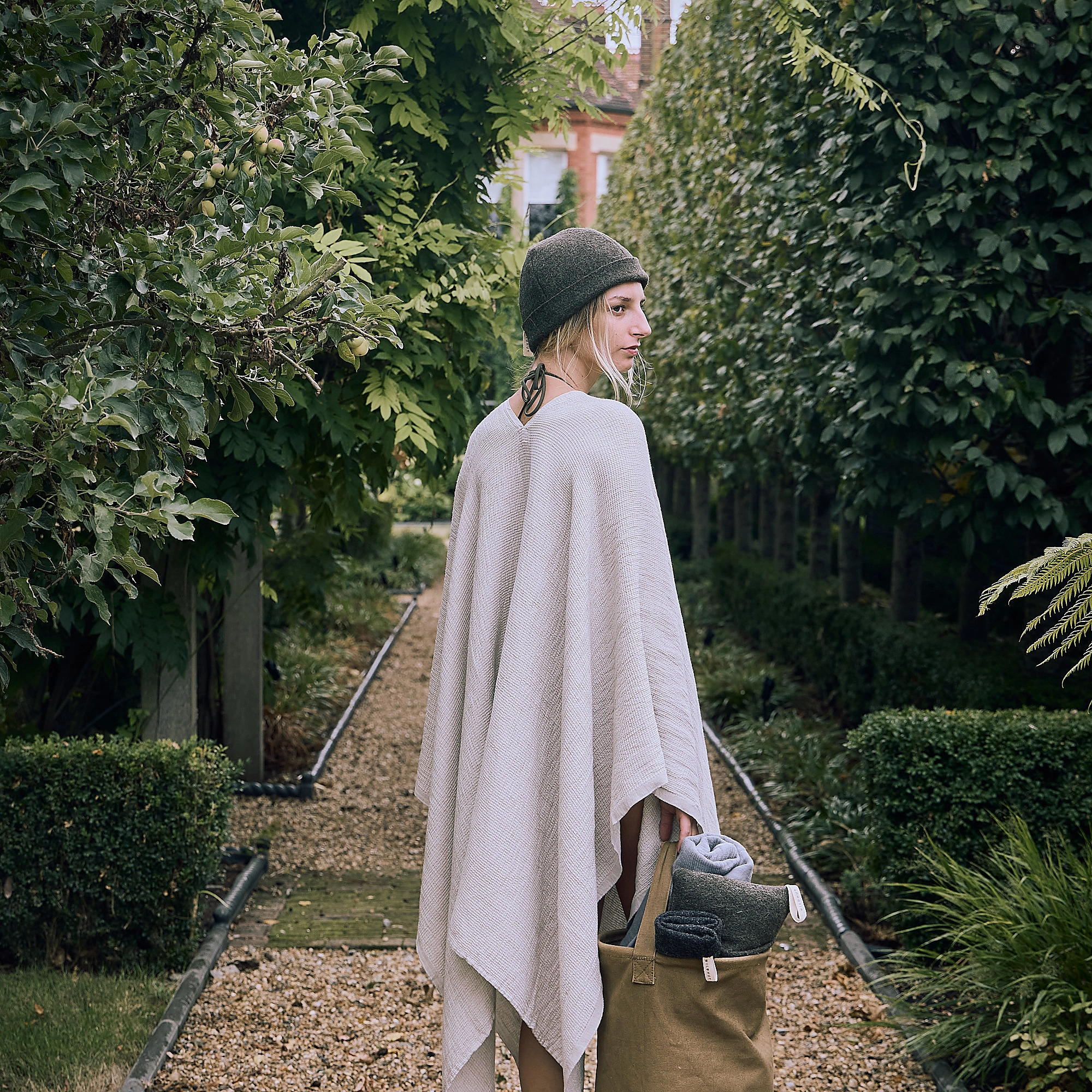 PONCHO